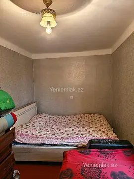 Satılır 3 otaqlı köhnə tikili 70 m²