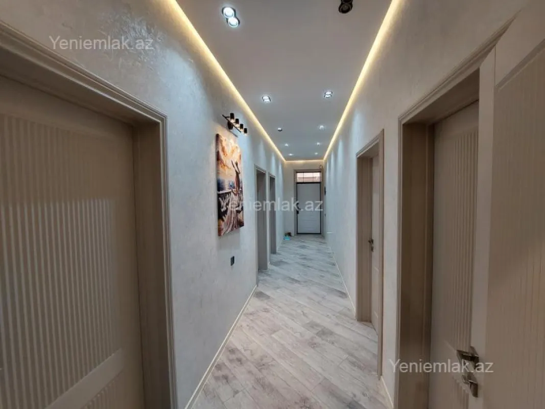 Satılır 4 otaqlı həyət evi 147 m²
