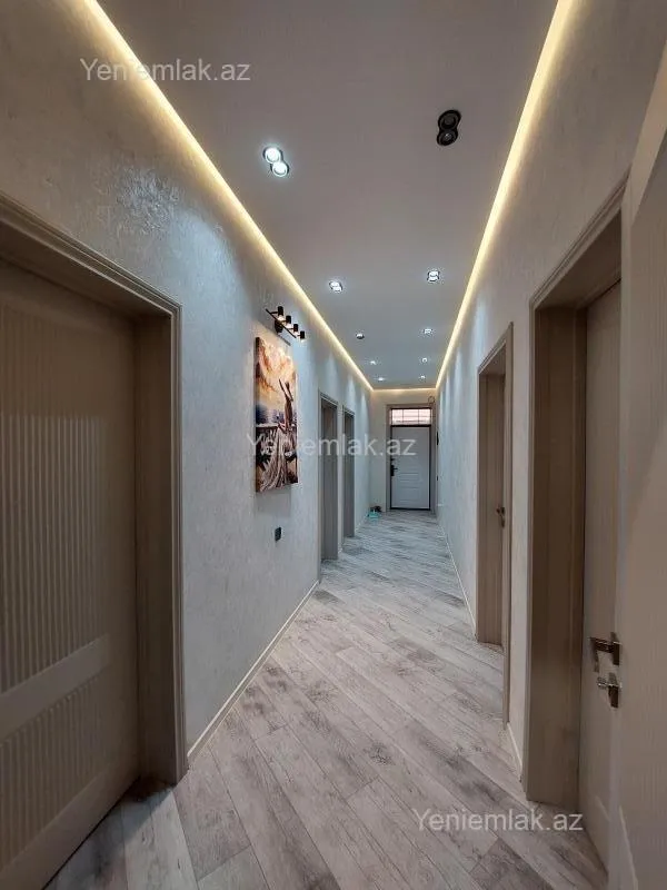 Satılır 4 otaqlı həyət evi 147 m²