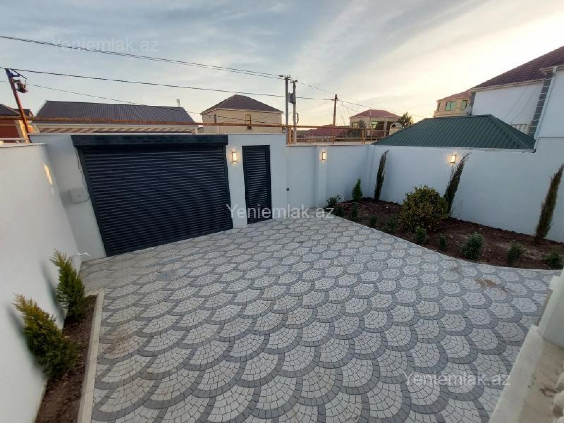 Satılır 4 otaqlı həyət evi 147 m²