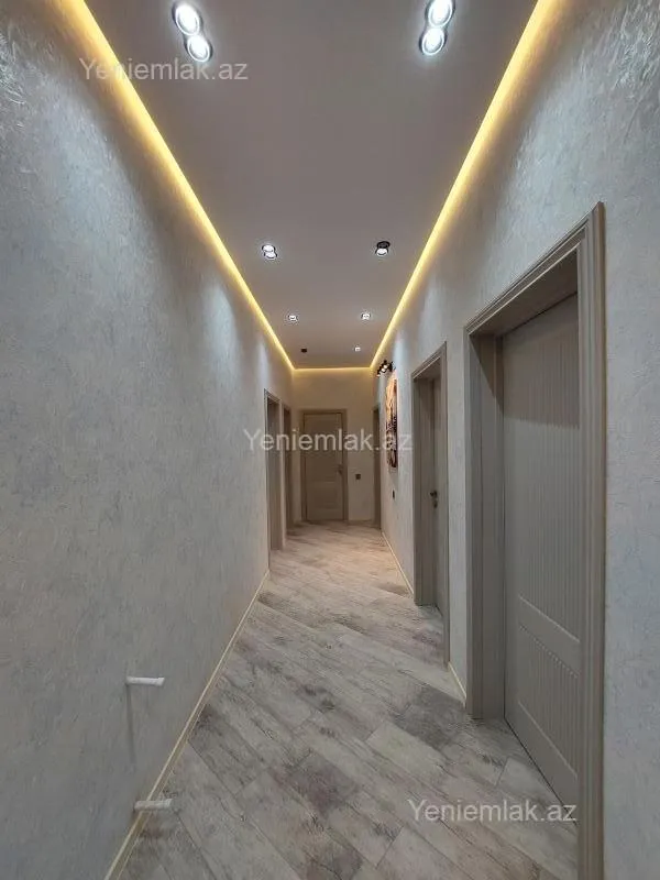 Satılır 4 otaqlı həyət evi 147 m²