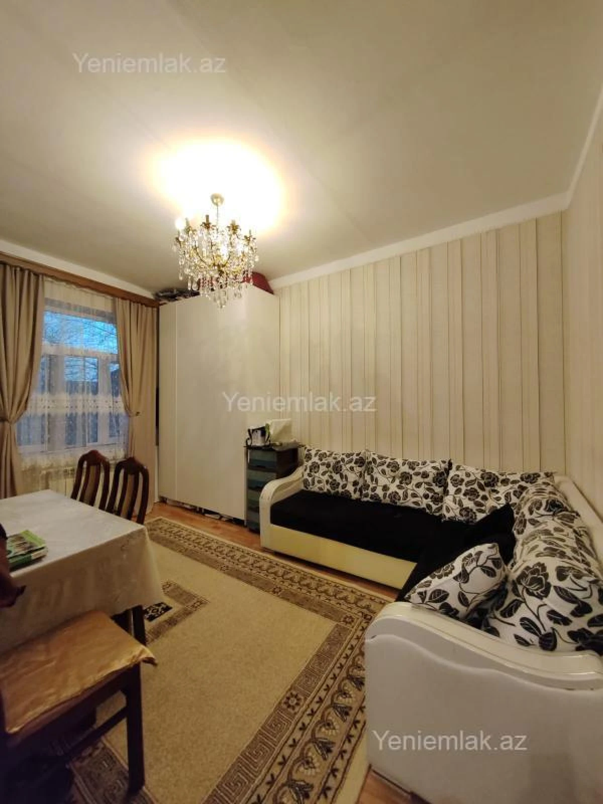 Satılır 3 otaqlı köhnə tikili 75 m²