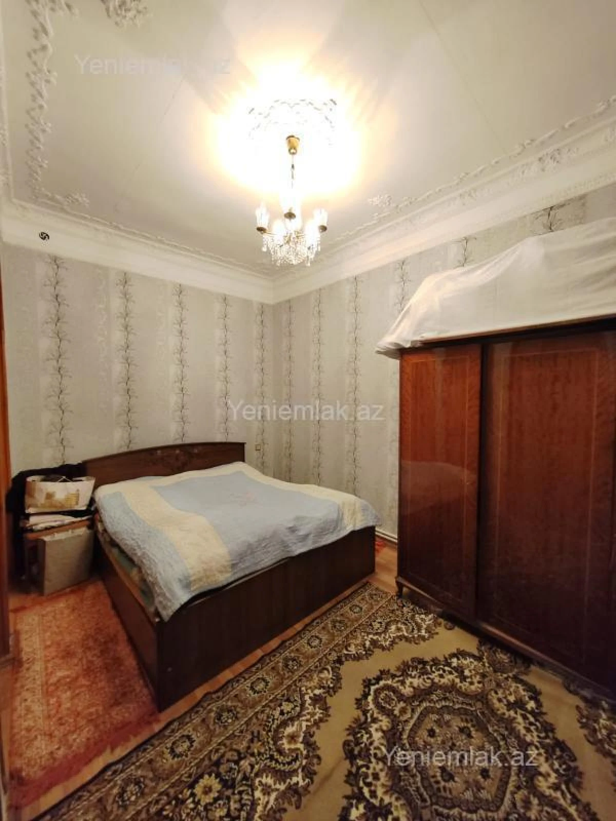 Satılır 3 otaqlı köhnə tikili 75 m²