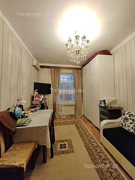 Satılır 3 otaqlı köhnə tikili 75 m²