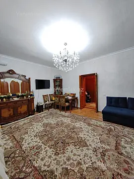 Satılır 3 otaqlı köhnə tikili 75 m²