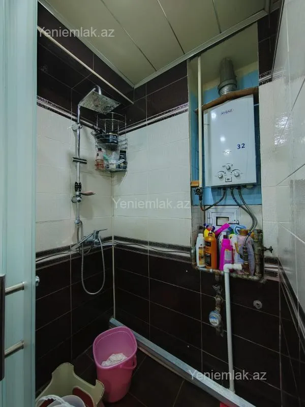 Satılır 3 otaqlı köhnə tikili 75 m²