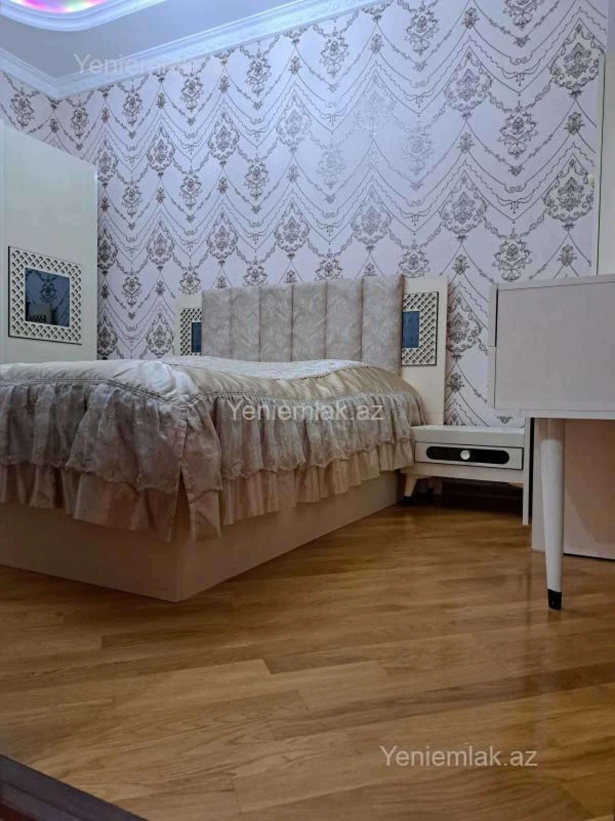 Satılır 3 otaqlı yeni tikili 92 m²