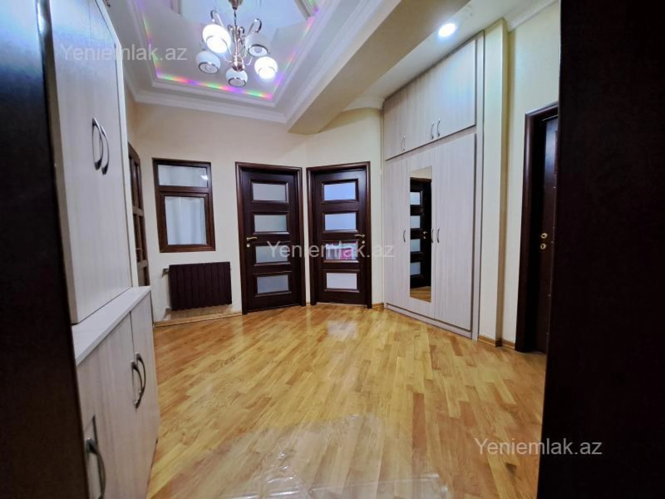 Satılır 3 otaqlı yeni tikili 92 m²