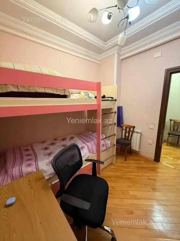 Satılır 2 otaqlı yeni tikili 80 m²