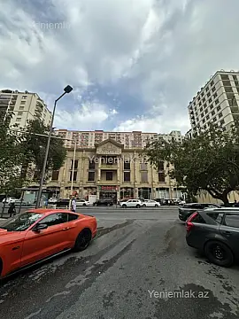 Satılır 8 otaqlı obyekt 500 m²
