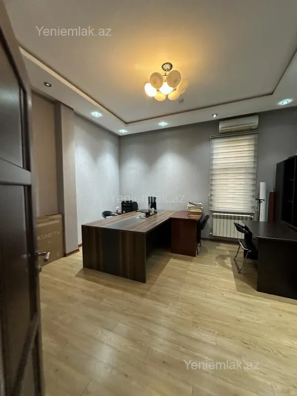 Satılır 8 otaqlı obyekt 500 m²