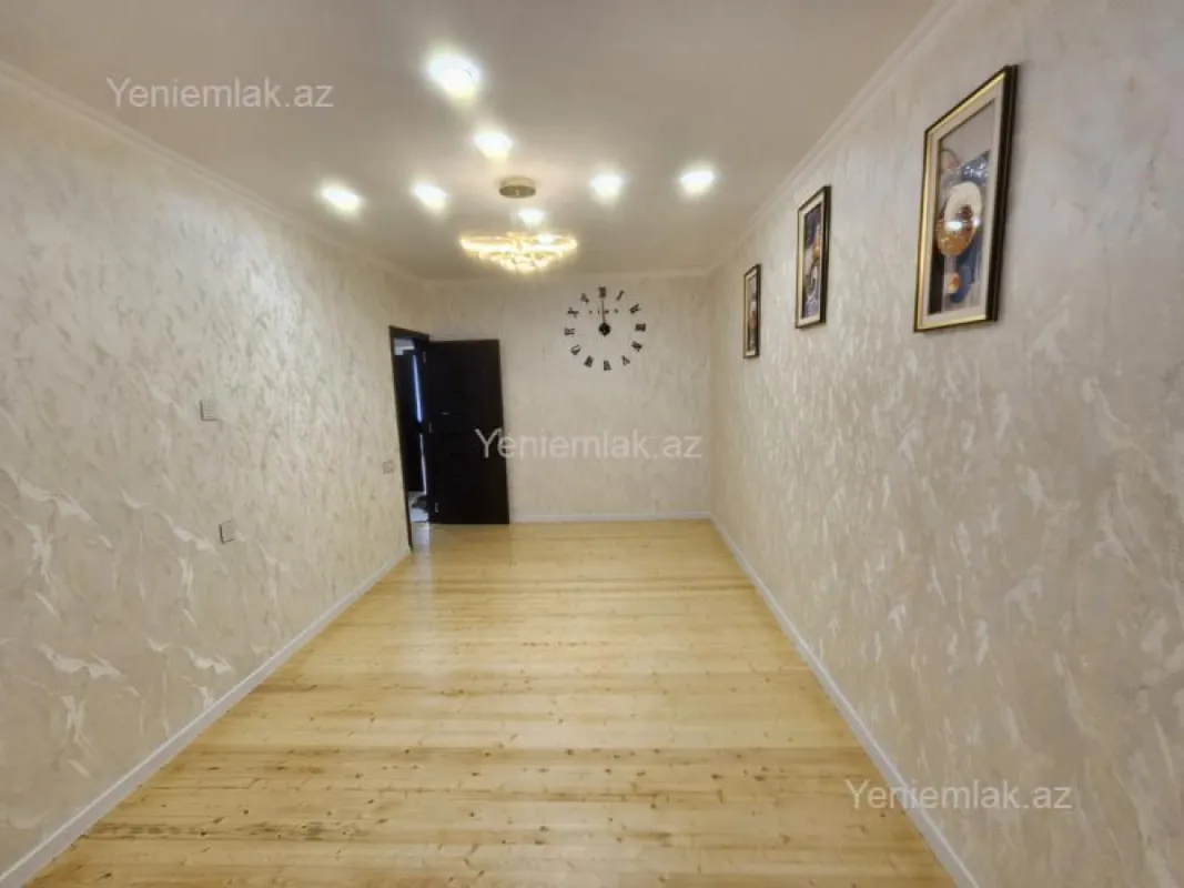 Satılır 2 otaqlı köhnə tikili 60 m²