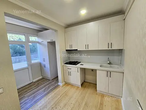 Satılır 2 otaqlı köhnə tikili 60 m²