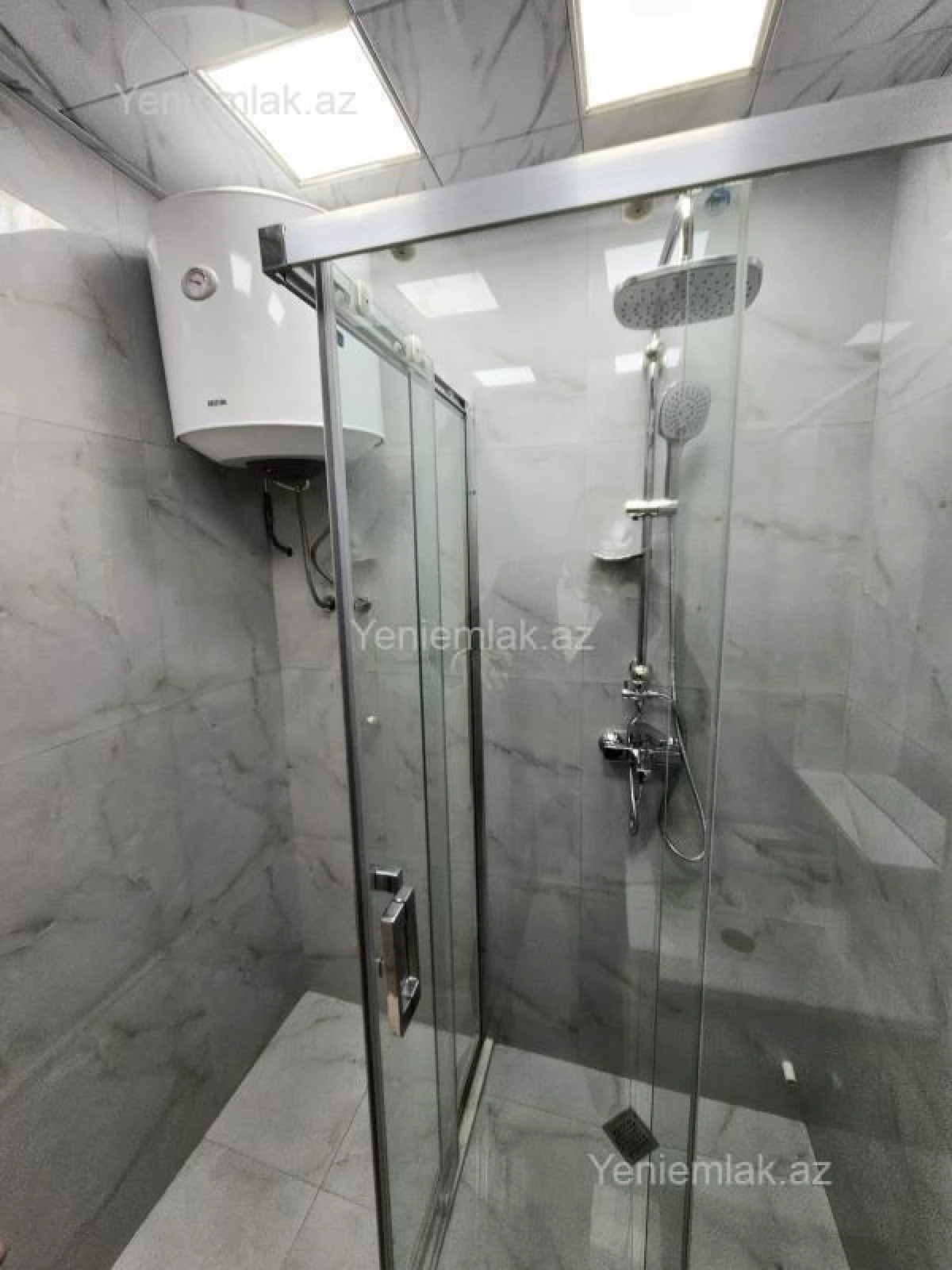 Satılır 2 otaqlı köhnə tikili 60 m²