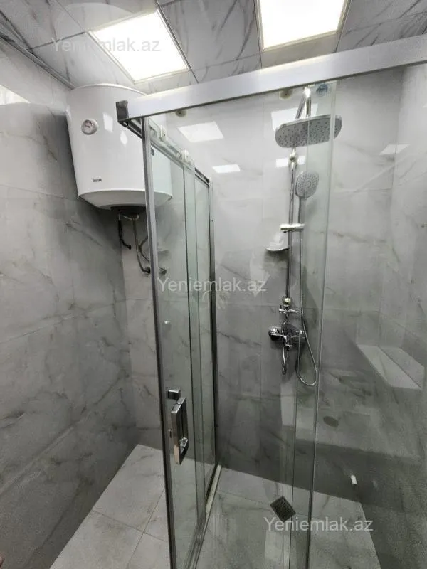 Satılır 2 otaqlı köhnə tikili 60 m²