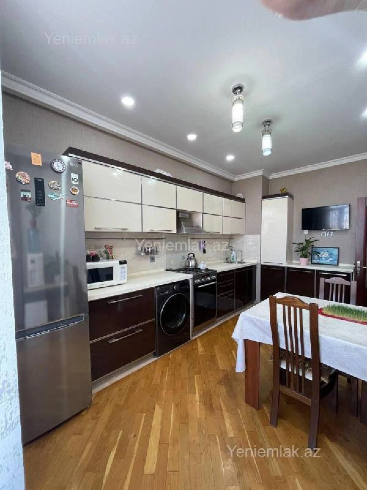 Satılır 3 otaqlı yeni tikili 100 m²