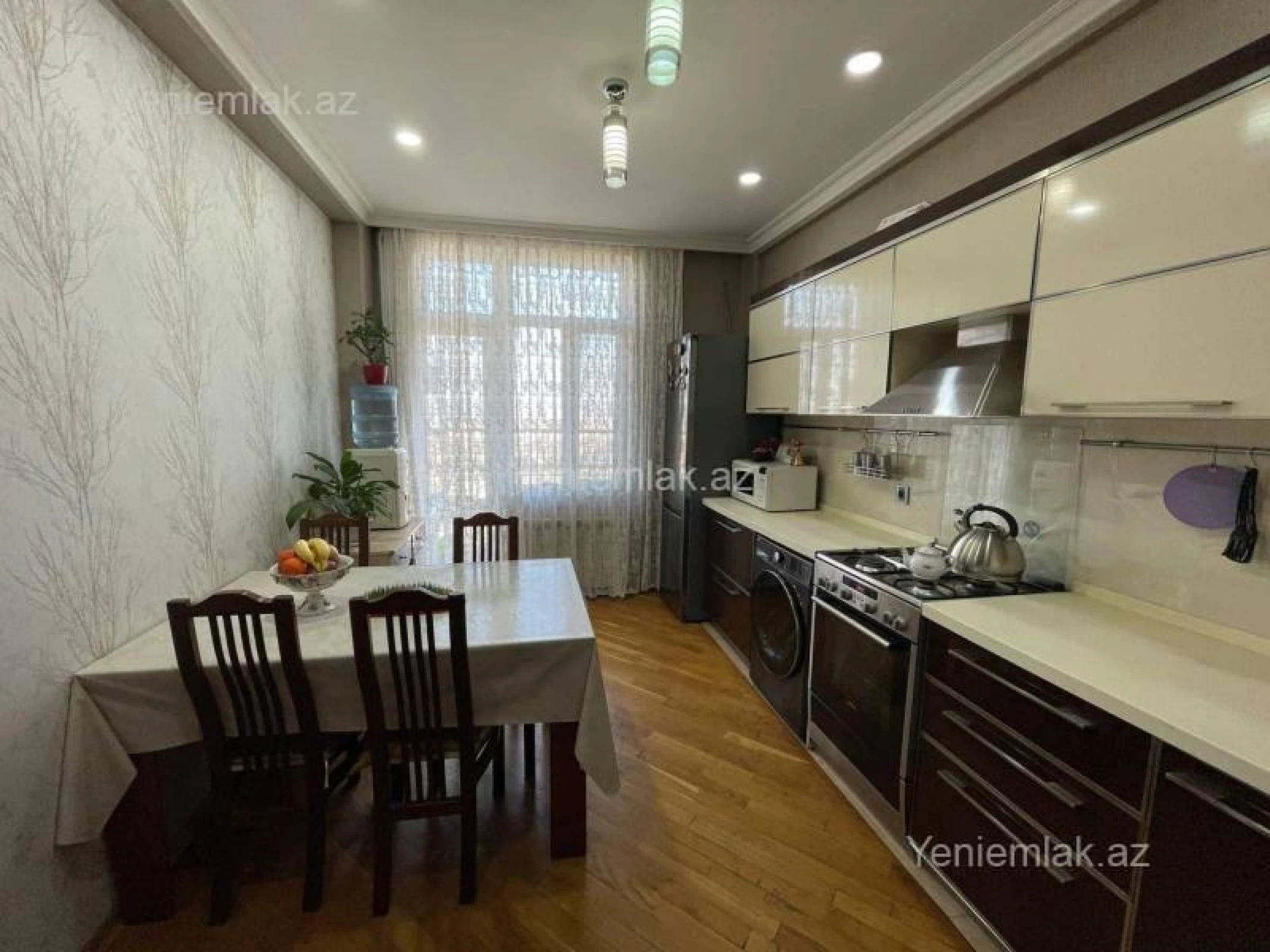 Satılır 3 otaqlı yeni tikili 100 m²