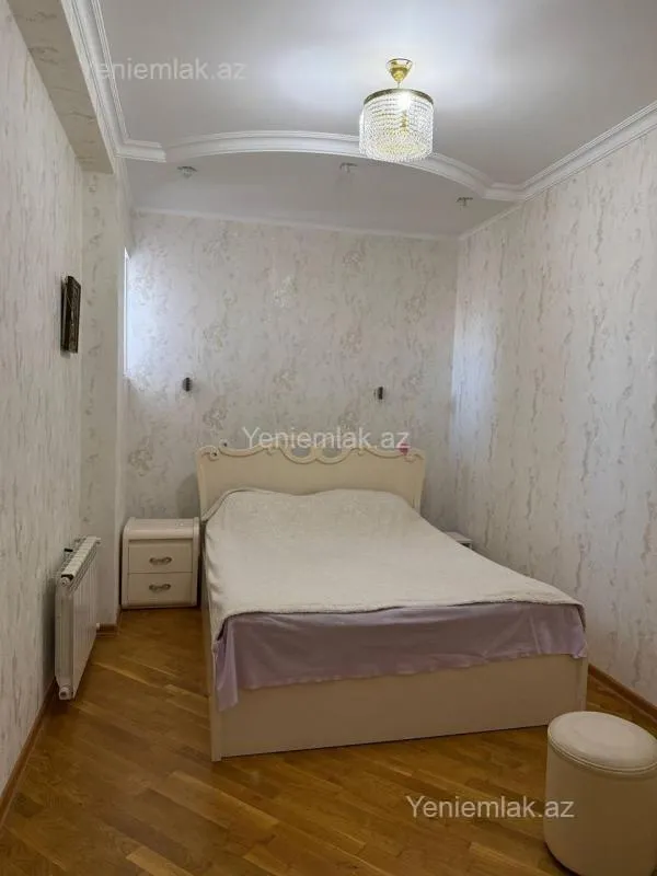 Satılır 3 otaqlı yeni tikili 100 m²