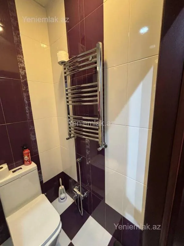 Satılır 3 otaqlı yeni tikili 100 m²