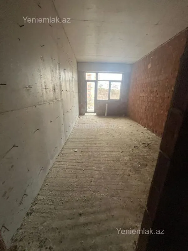 Satılır 3 otaqlı yeni tikili 131 m²