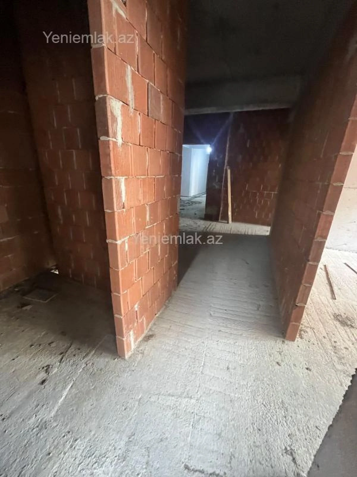 Satılır 3 otaqlı yeni tikili 131 m²