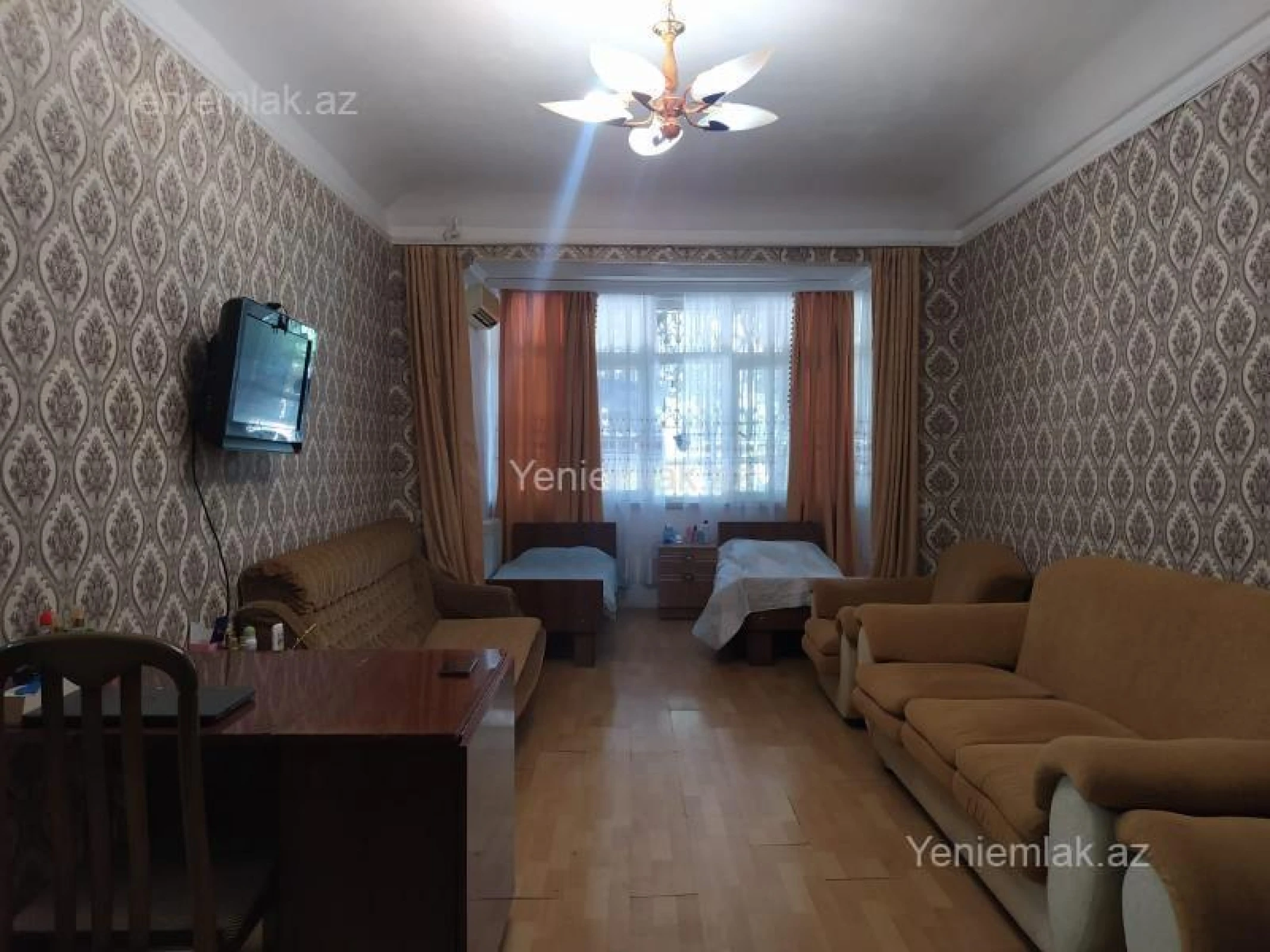 Satılır 2 otaqlı köhnə tikili 42 m²