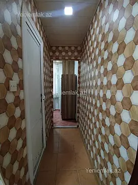 Satılır 2 otaqlı köhnə tikili 42 m²