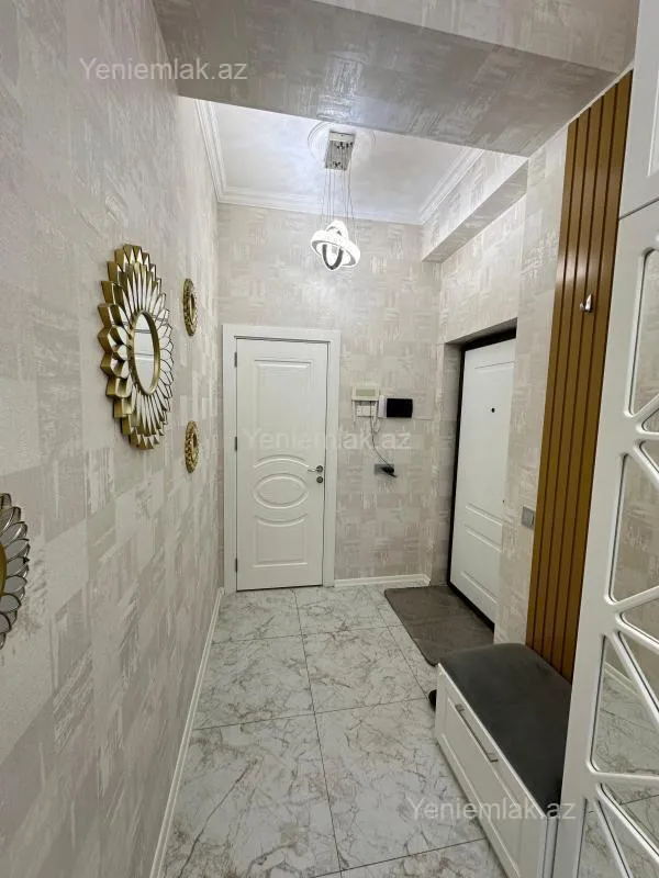 Satılır 2 otaqlı yeni tikili 70 m²