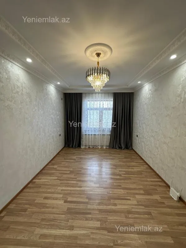 Satılır 1 otaqlı köhnə tikili 38 m²