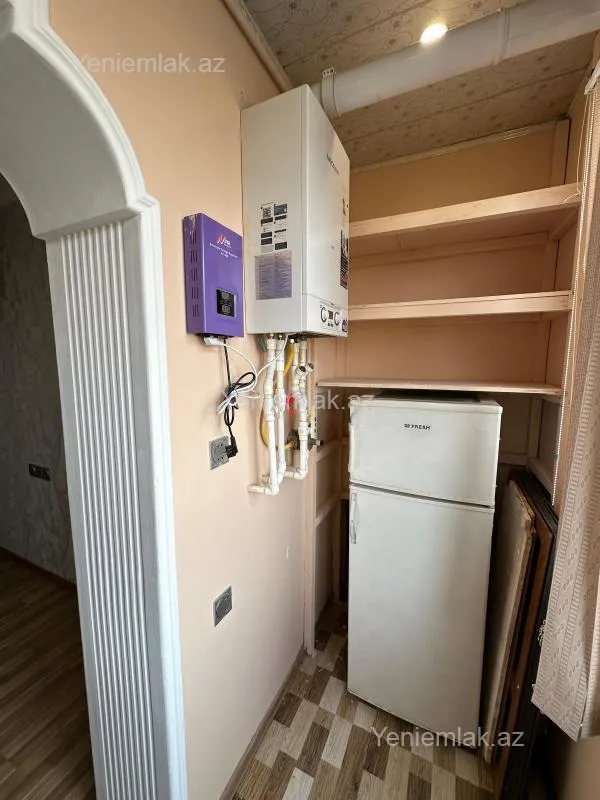 Satılır 1 otaqlı köhnə tikili 38 m²