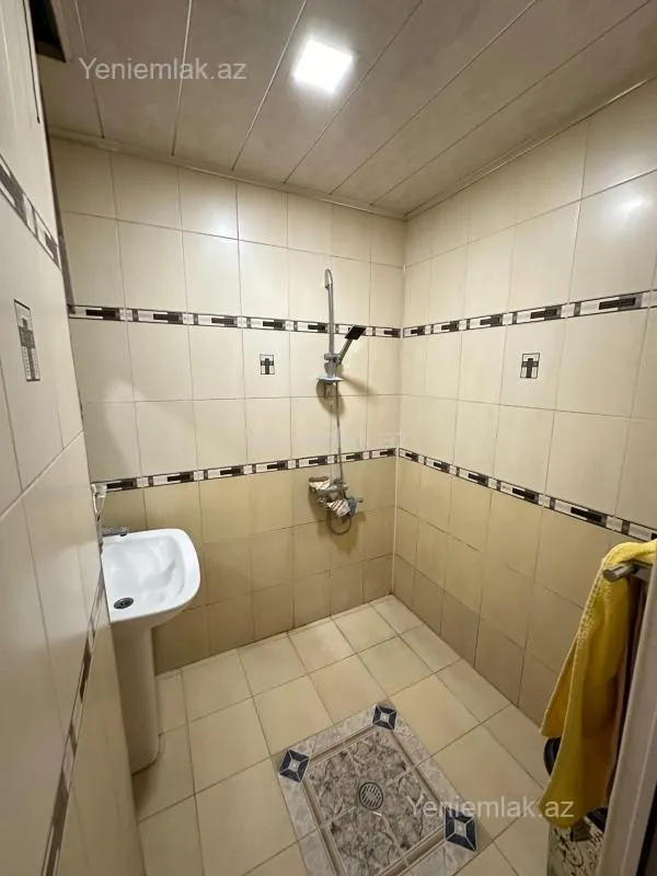 Satılır 3 otaqlı köhnə tikili 78 m²