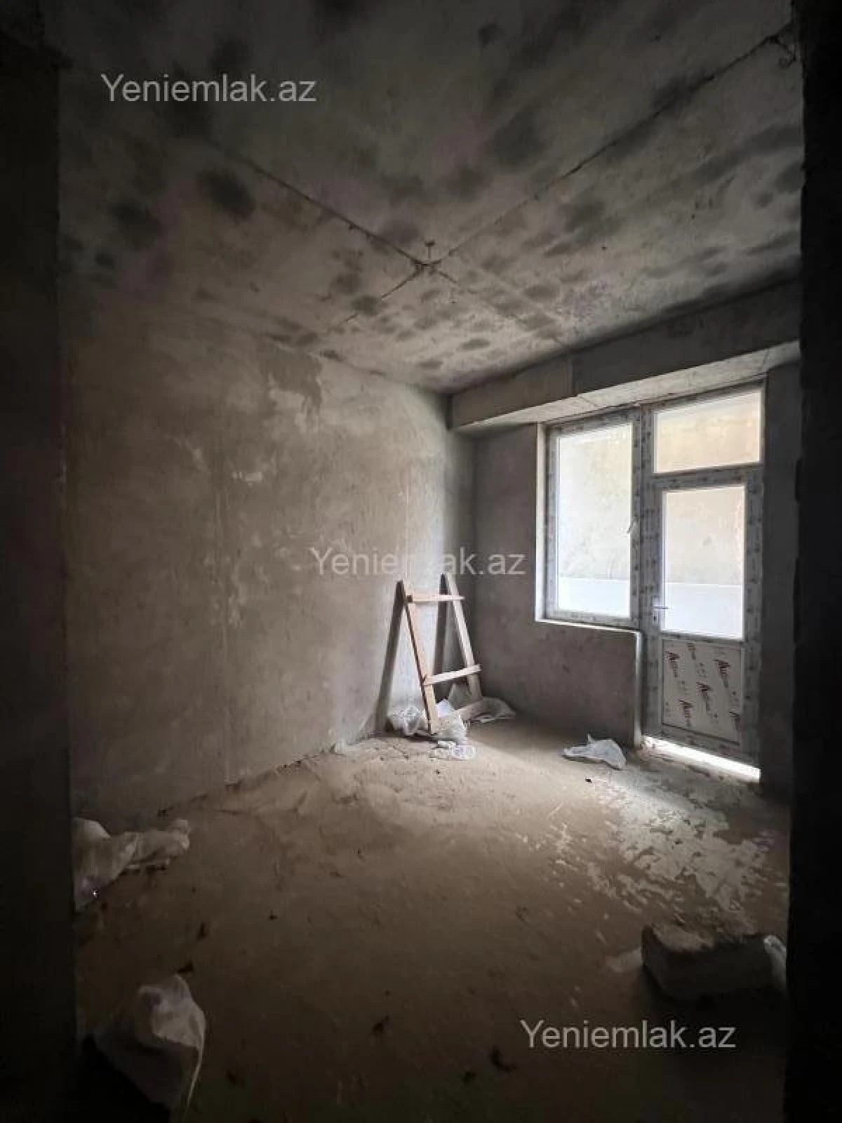 Satılır 3 otaqlı yeni tikili 75 m²
