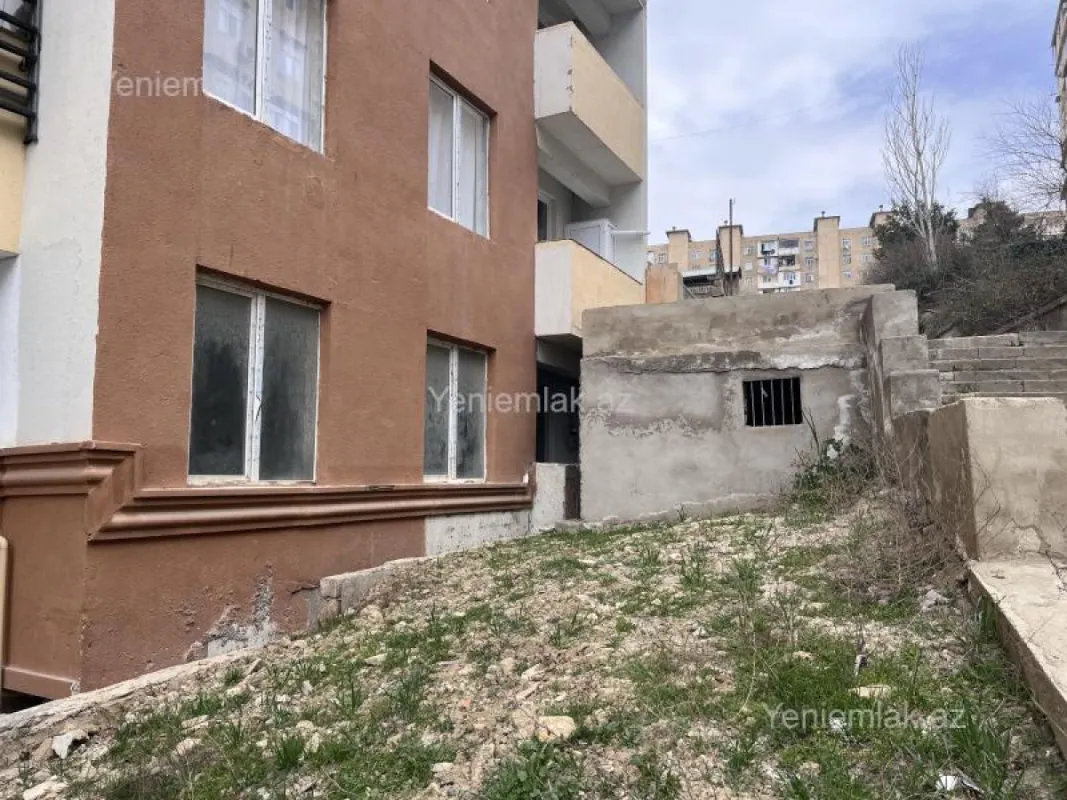 Satılır 3 otaqlı yeni tikili 75 m²