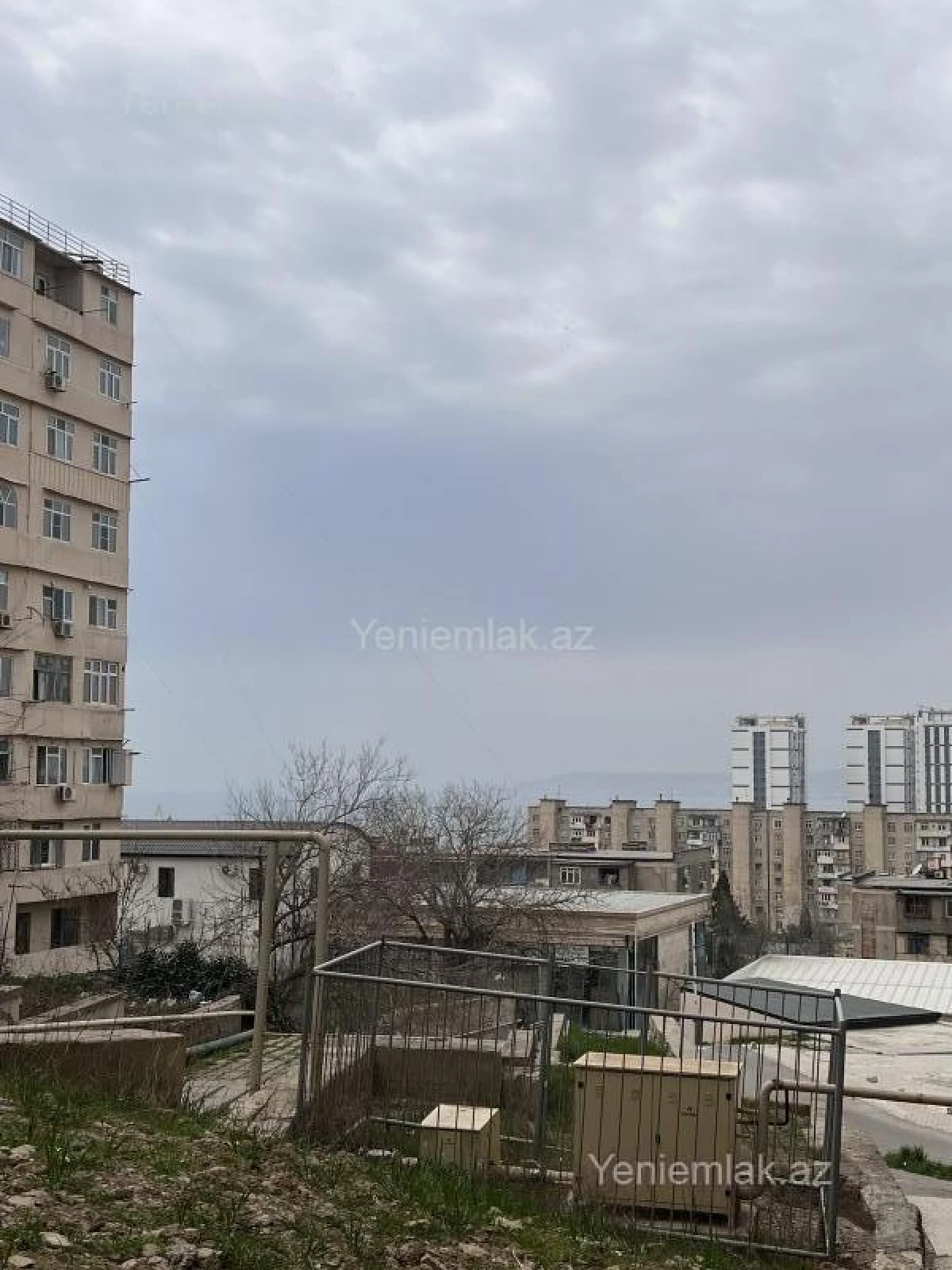 Satılır 3 otaqlı yeni tikili 75 m²