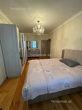 Satılır 5 otaqlı köhnə tikili 112 m²