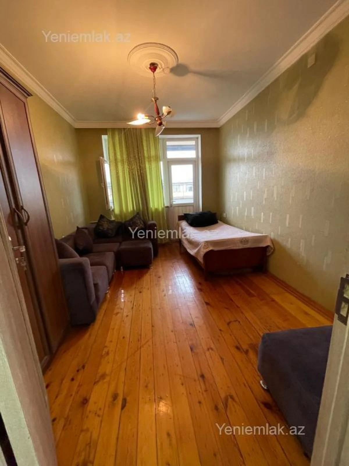 Satılır 5 otaqlı köhnə tikili 112 m²