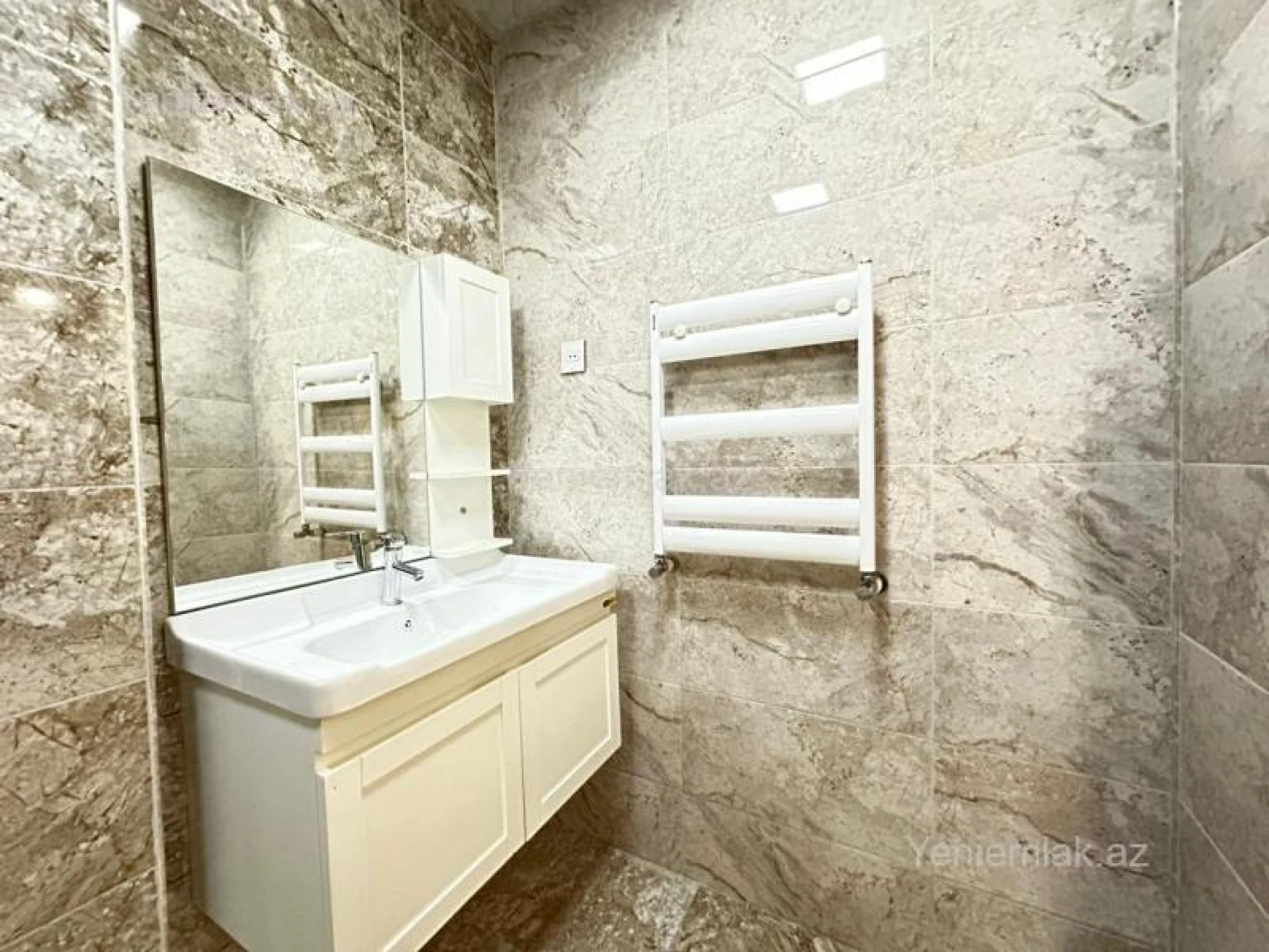 Satılır 2 otaqlı yeni tikili 56.06 m²