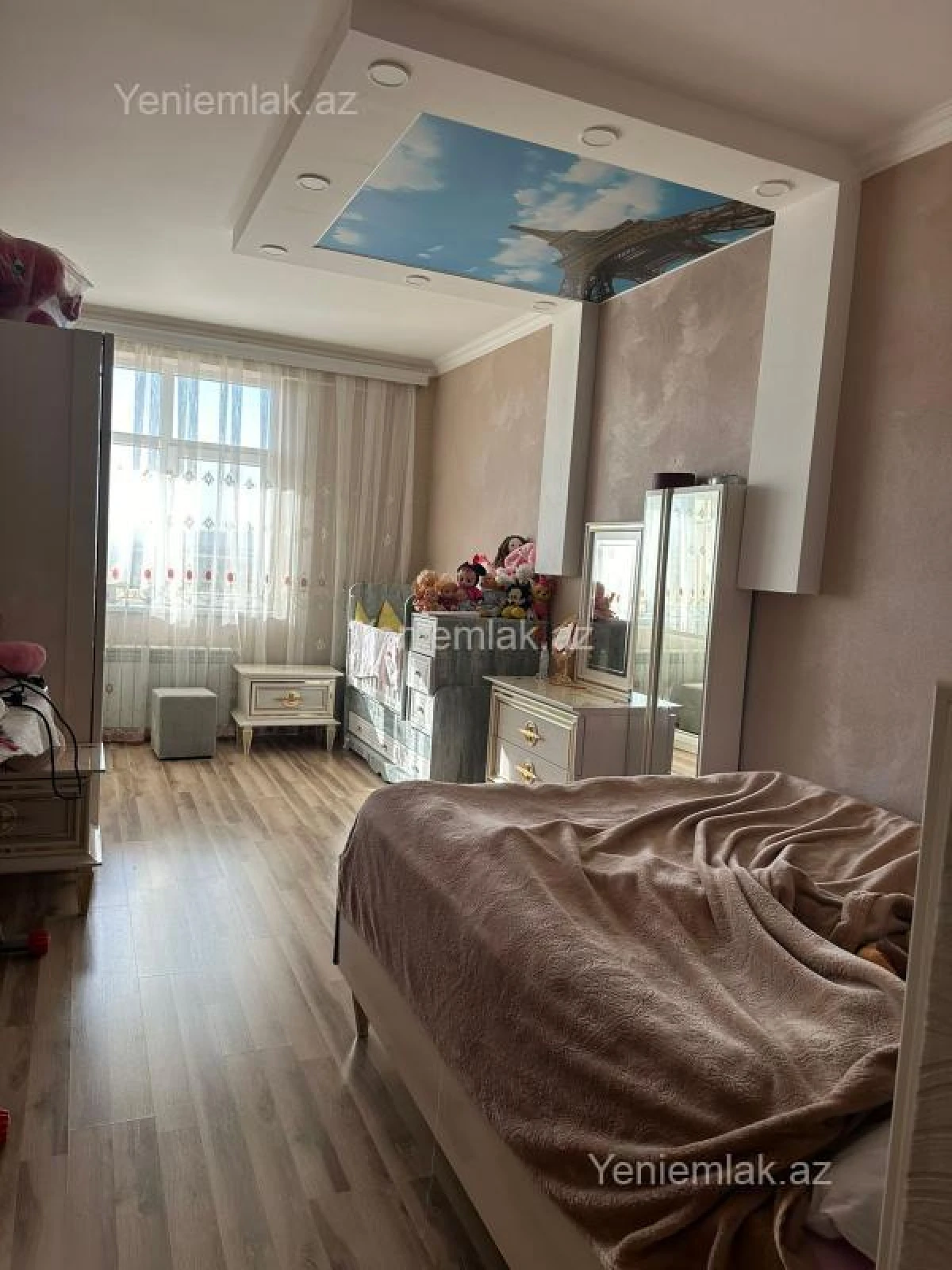 Satılır 2 otaqlı yeni tikili 99 m²
