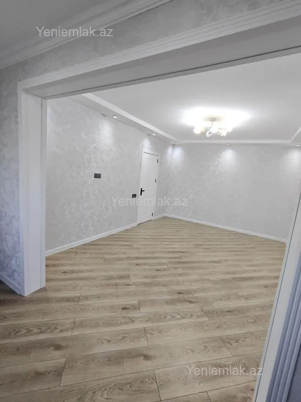 Satılır 3 otaqlı köhnə tikili 60 m²