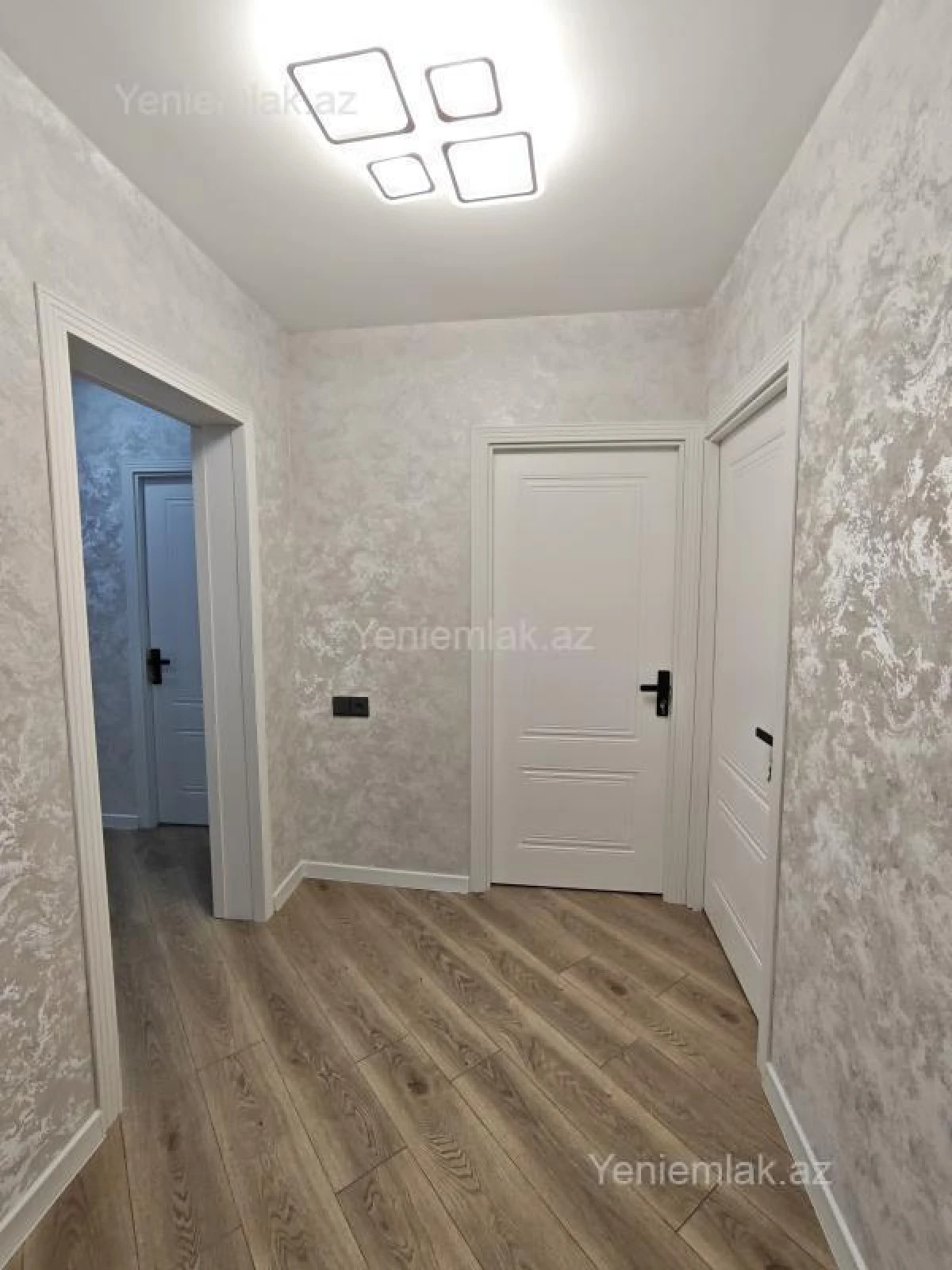 Satılır 3 otaqlı köhnə tikili 60 m²
