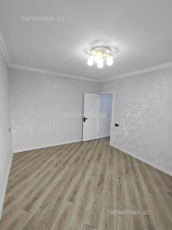 Satılır 3 otaqlı köhnə tikili 60 m²