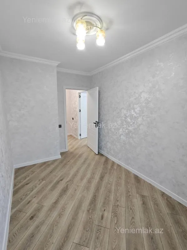 Satılır 3 otaqlı köhnə tikili 60 m²