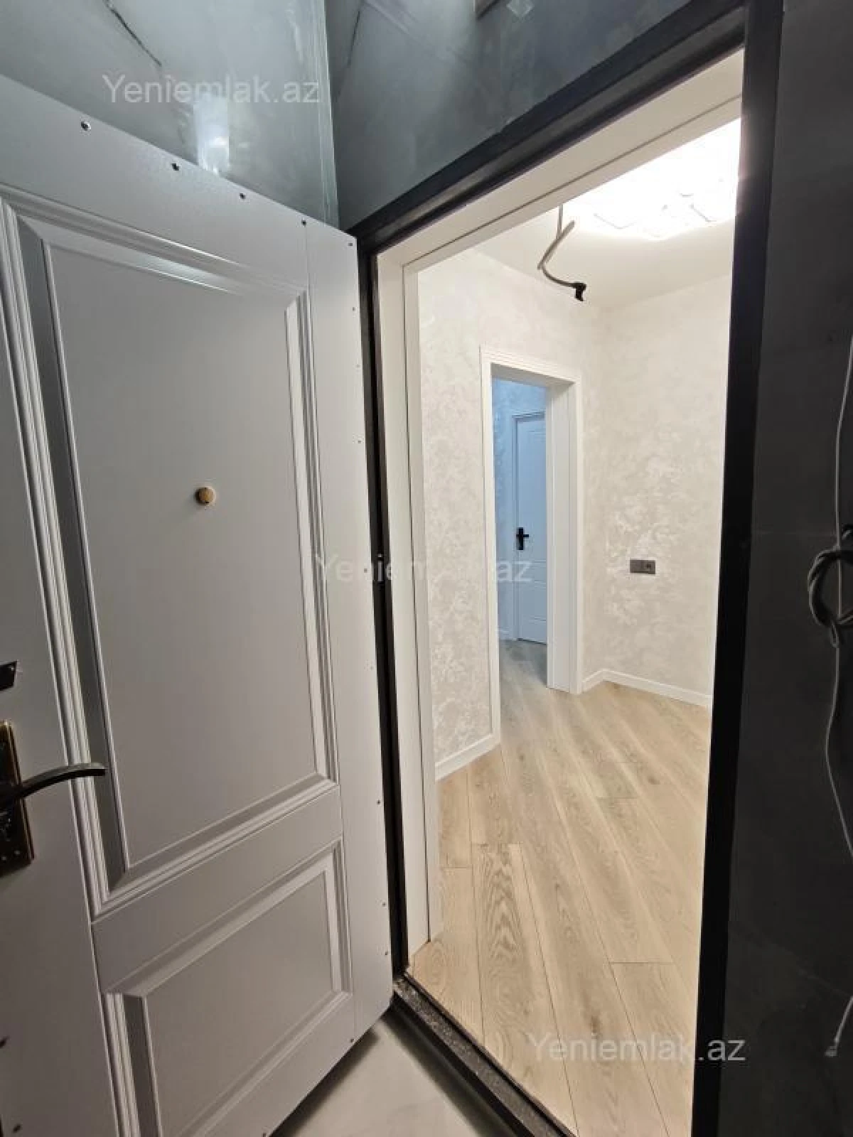 Satılır 3 otaqlı köhnə tikili 60 m²
