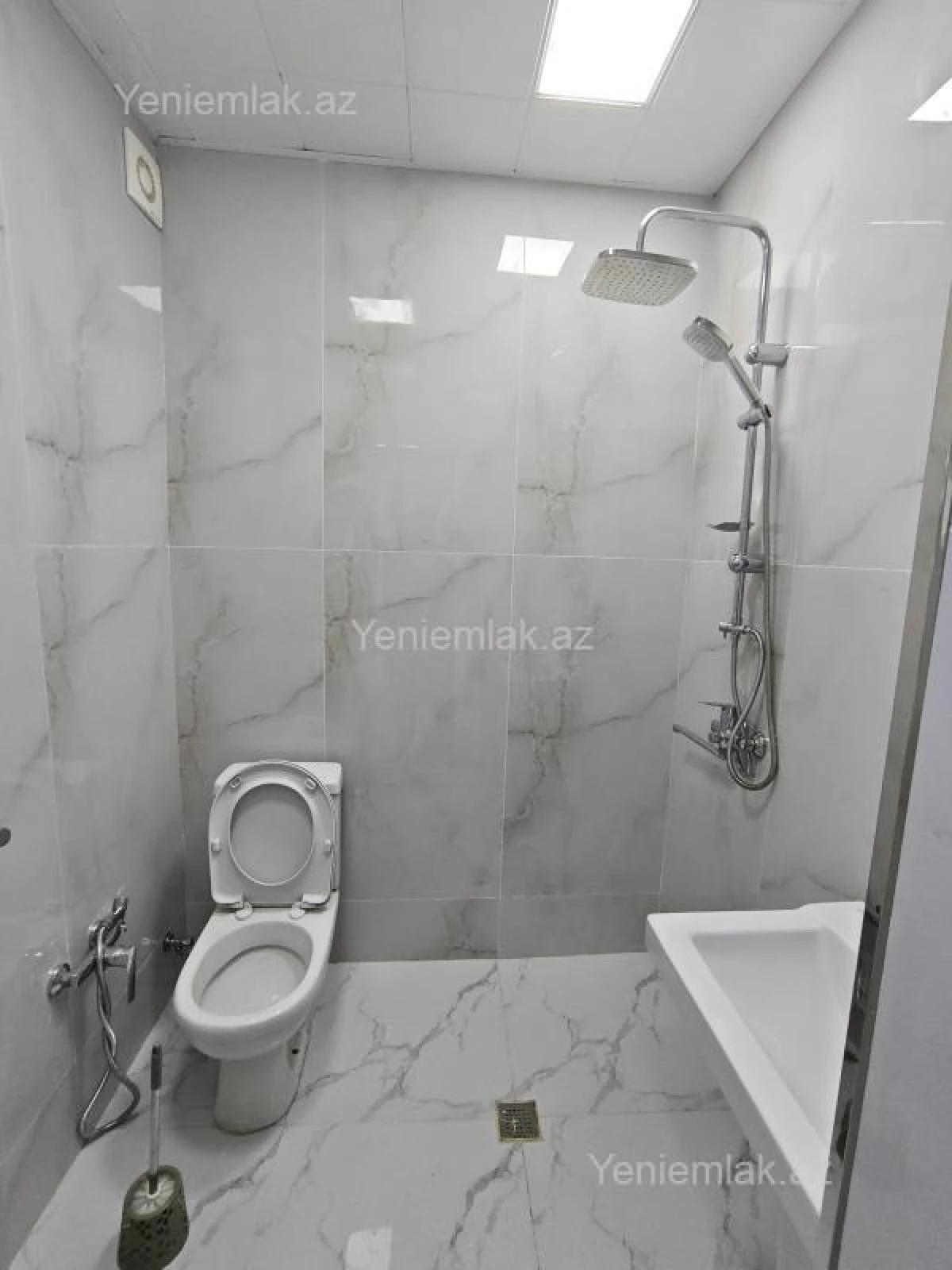 Satılır 3 otaqlı köhnə tikili 60 m²