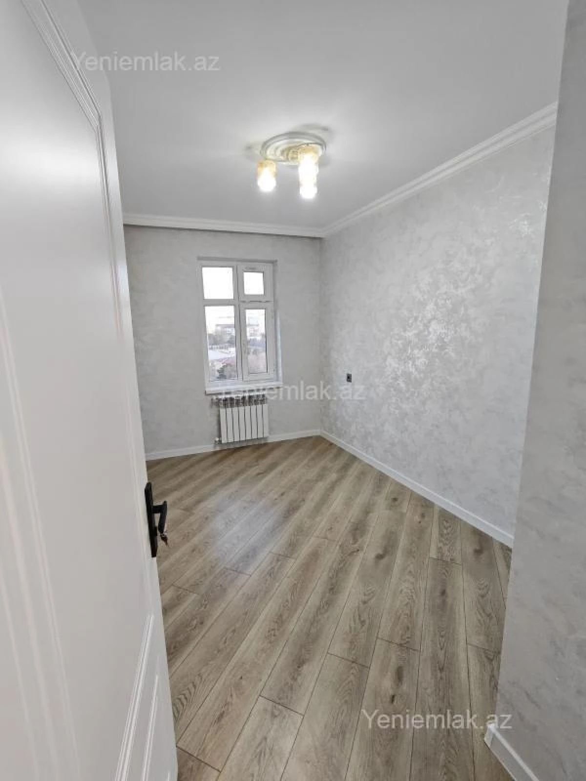 Satılır 3 otaqlı köhnə tikili 60 m²