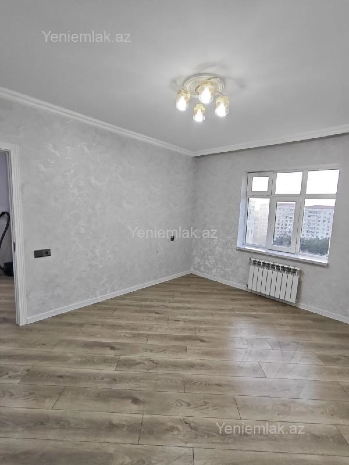 Satılır 3 otaqlı köhnə tikili 60 m²