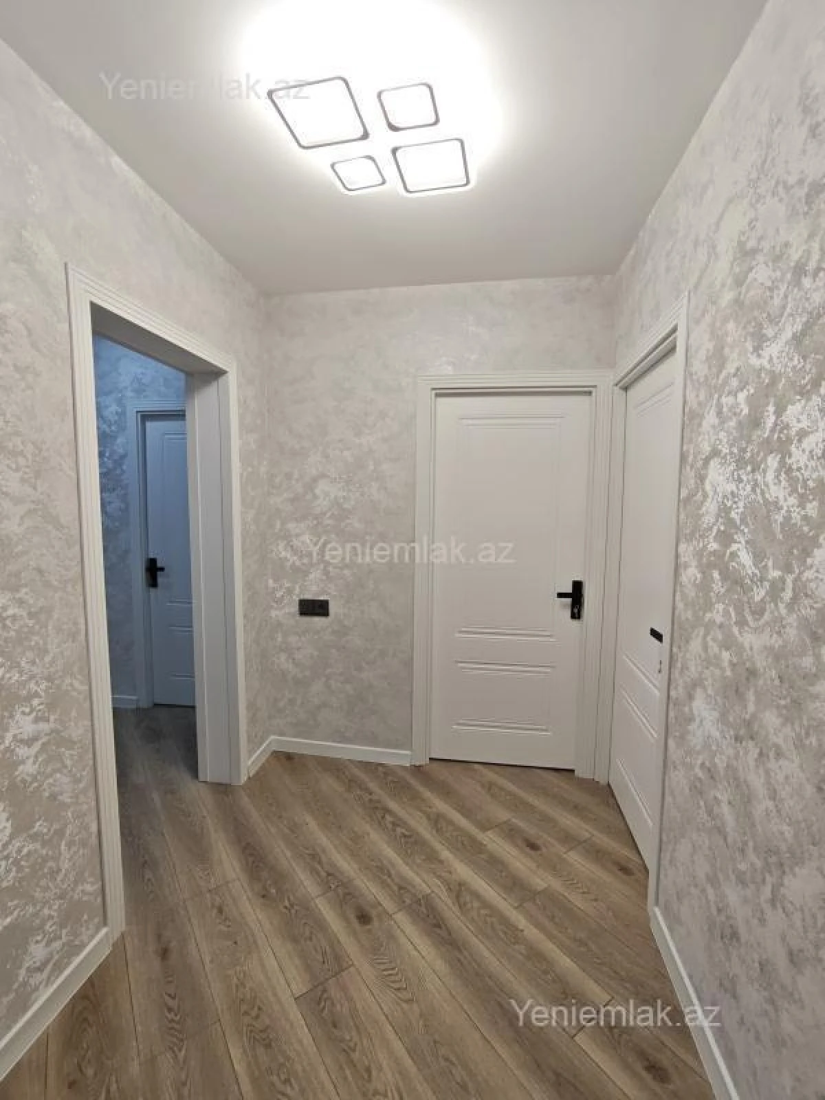 Satılır 3 otaqlı köhnə tikili 60 m²