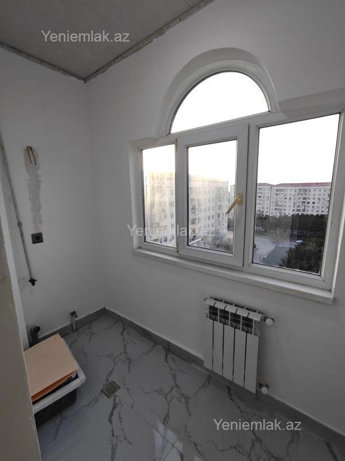 Satılır 3 otaqlı köhnə tikili 60 m²