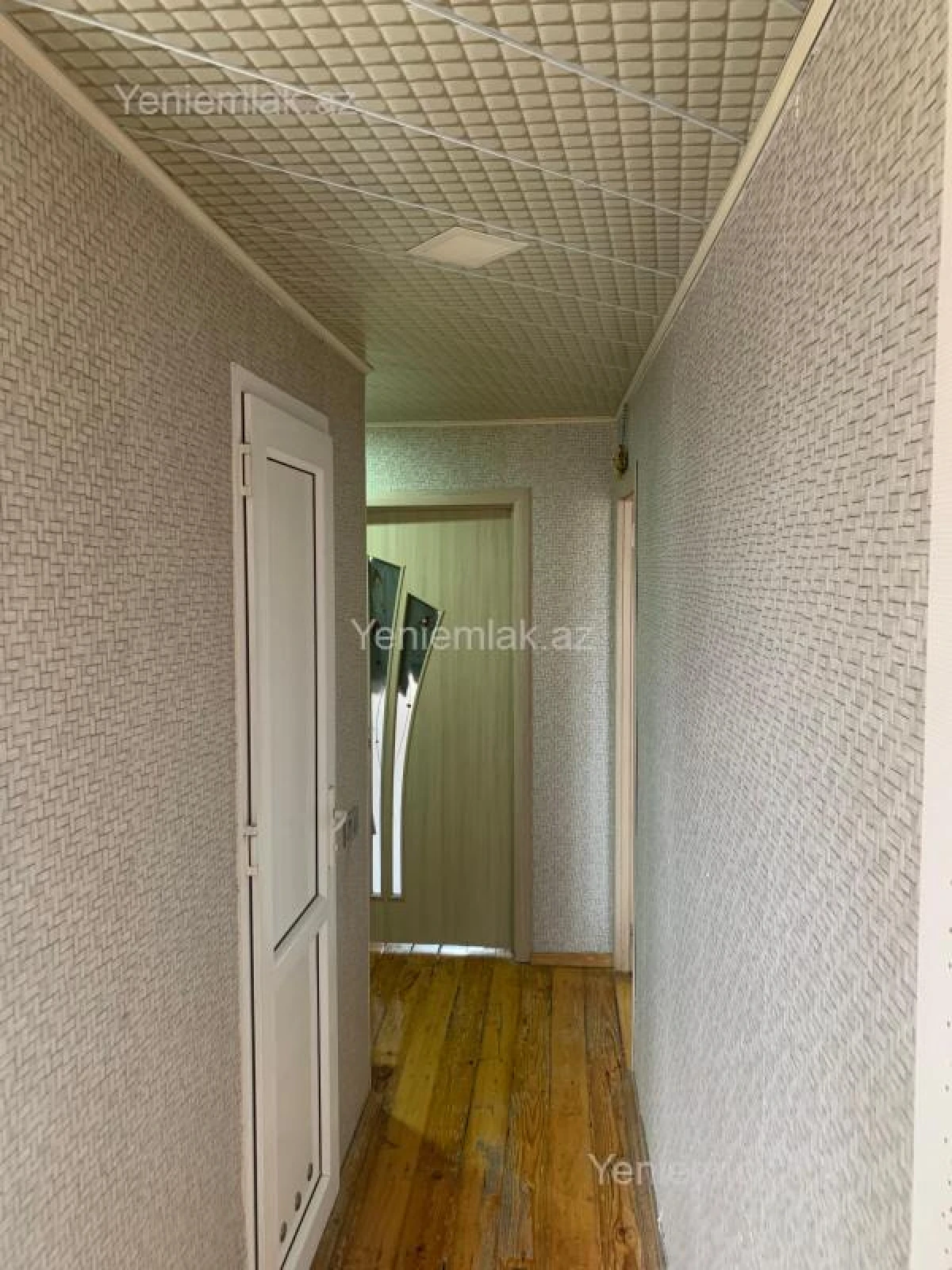 Satılır 3 otaqlı köhnə tikili 70 m²