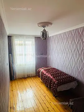 Satılır 3 otaqlı köhnə tikili 70 m²